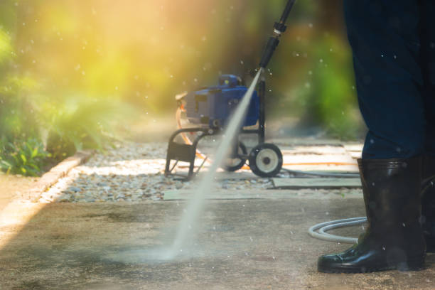 Best Pool Deck Cleaning  in Wainaku, HI